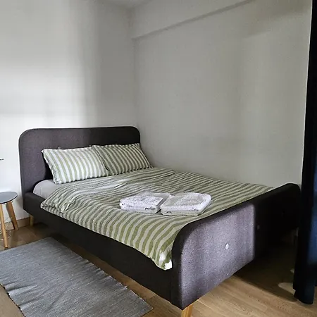 Апартаменти Urban Nest Banu Manta *